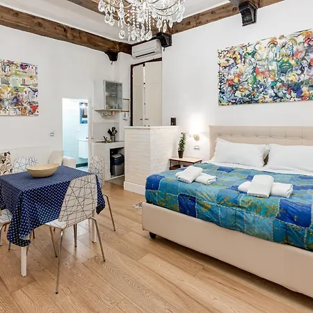 Quiet Independent At The Duomo Apartment Florence